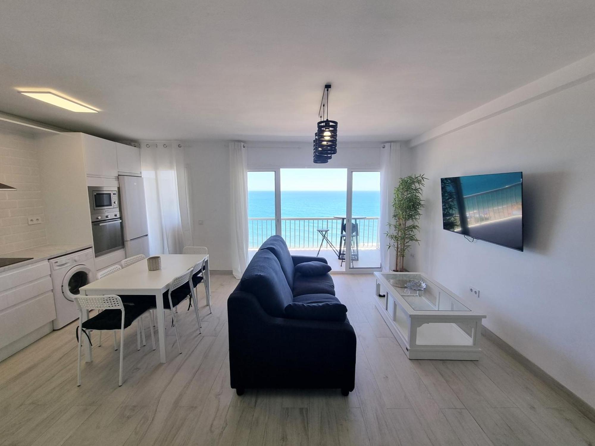 Apartment La Caracola I Beachfront & Center
